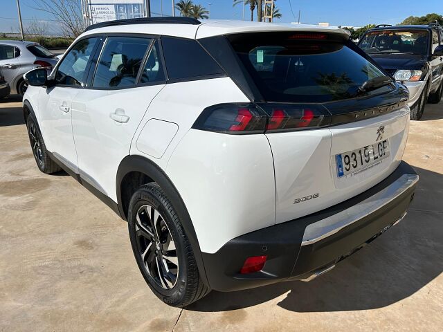 PEUGEOT 2008 ALLURE 1.2 E-THP AUTO SPANISH LHD IN SPAIN 39000 MILES SUPERB 2020